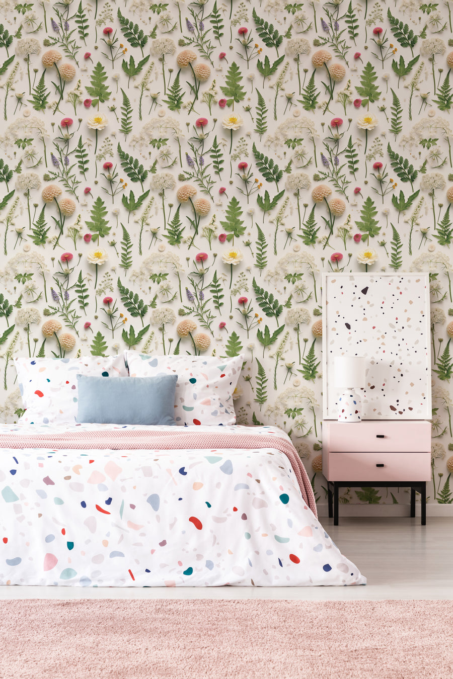 Floral Botanical Wallpaper Wildflower Design Beige Self-Adhesive Home Decor